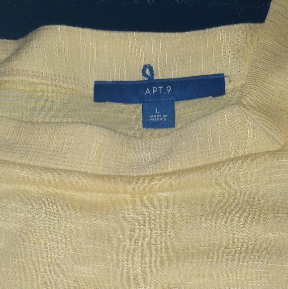 ⚡3/$25⚡ NWOT Apt 9 Top - Picture 5 of 6